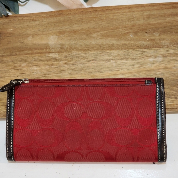 Coach Jacquard print and leather trimmed long snap wallet, red and brown, EUC - Picture 3 of 7